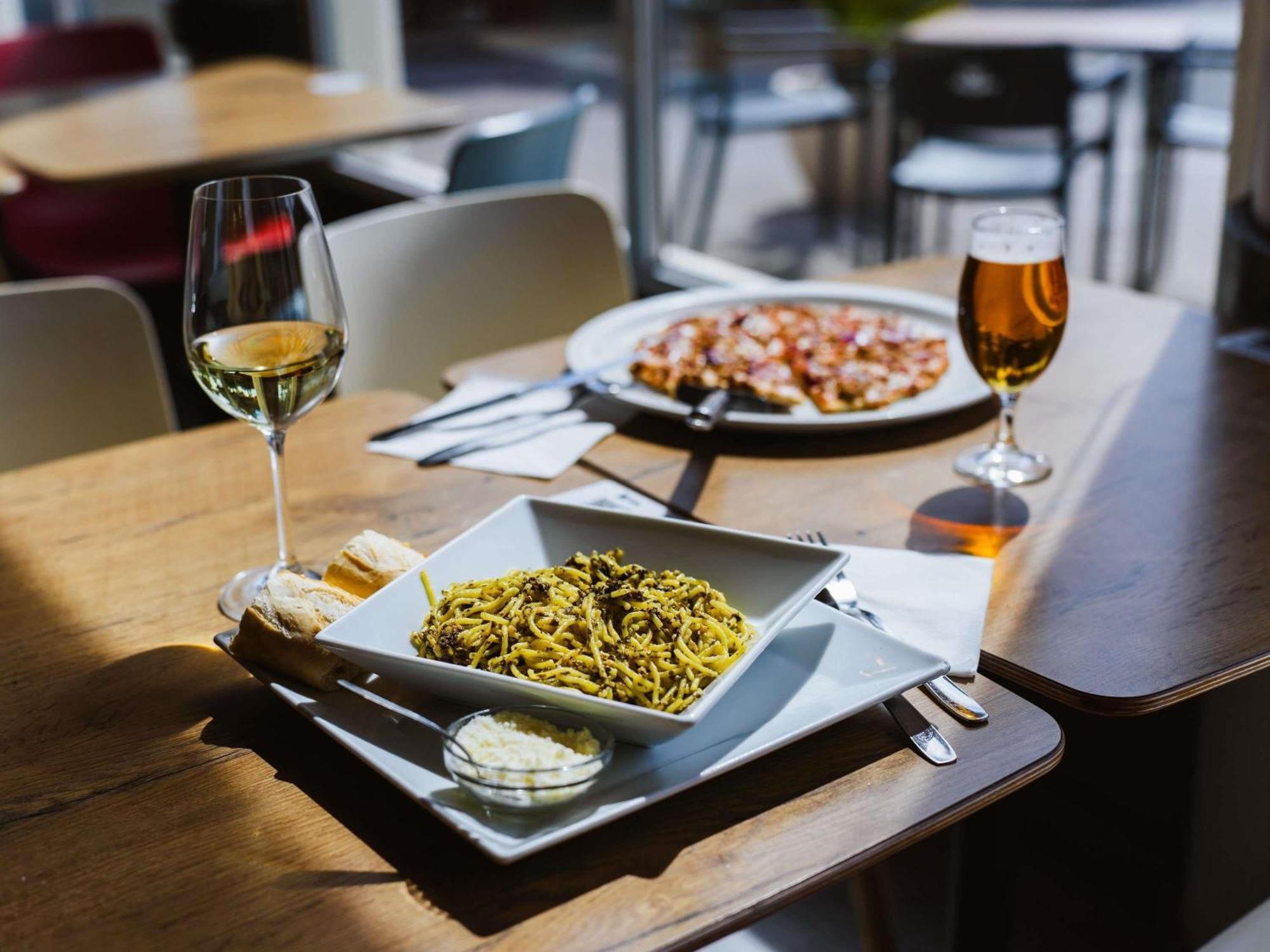 Ibis Hotel Alicante — Photos 2